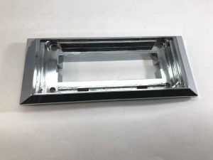 XR-XT-XW-XY Interior Light Chrome Base Centre Roof Mounting