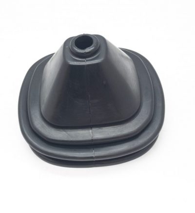 Toyota Land Cruiser Gear Shift Boot Rubber suits a large range of Toyota Land Cruisers 58273-90300